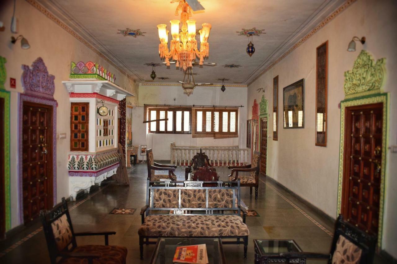 Hotel Kurabar Kothi Udaipur Exterior photo